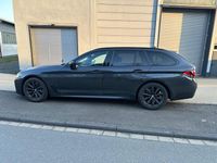 Gebraucht BMW 540 Performance 340 PS (250 kW) 2022 Grau Kombi
