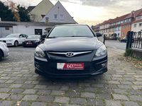 Gebraucht Hyundai i30 Edition+ 109 PS (80 kW) 2010 Schwarz Limousine