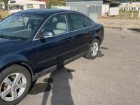 Gebraucht VW Passat 102 PS (75 kW) 2004 Blau Limousine