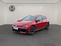 Neu VW Golf VIII R-line 150 PS (110 kW) 2026 Rot Limousine