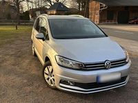 Gebraucht VW Touran 150 PS (110 kW) 2016 Silber Van / Kleinbus