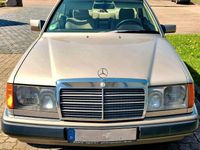 Gebraucht Mercedes E300 179 PS (131 kW) 1990 Gold Coupé