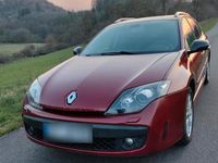 Gebraucht Renault Laguna III 150 PS (110 kW) 2010 Rot Kombi