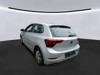Gebraucht VW Polo Basis 80 PS (58 kW) 2023 Silber Kleinwagen