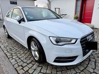 Gebraucht Audi A3 Ambition 105 PS (77 kW) 2014 Weiß Limousine
