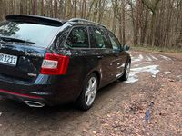 Gebraucht Skoda Octavia RS 184 PS (135 kW) 2016 Schwarz Kleinwagen