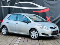 Gebraucht Toyota Auris Basis 101 PS (74 kW) 2009 Silber Kleinwagen