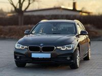 Gebraucht BMW 318 Advantage 150 PS (110 kW) 2016 Braun Kombi