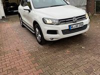 Gebraucht VW Touareg 239 PS (175 kW) 2010 Weiß SUV