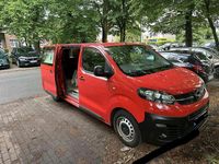 Gebraucht Opel Vivaro 105 PS (77 kW) 2022 Rot Van / Kleinbus