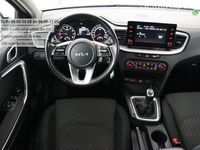 Gebraucht Kia Ceed Comfort 120 PS (88 kW) 2022 Weiß Kleinwagen