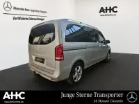 Gebraucht Mercedes V300 237 PS (174 kW) 2022 Brillantsilber metallic Van / Kleinbus