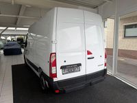 Gebraucht Renault Master 136 PS (100 kW) 2021 Weiß Van / Kleinbus