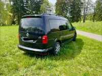 Usado VW Caddy 125 HP (91 kW) 2016 Preto Monovolume