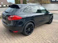 Gebraucht Porsche Cayenne S 400 PS (294 kW) 2010 Schwarz SUV