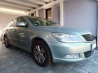 Gebraucht Skoda Octavia Ambiente 80 PS (58 kW) 2009 Grün Limousine