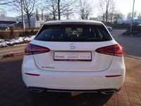 Gebraucht Mercedes A250 Progressive 218 PS (160 kW) 2021 Weiss Limousine