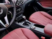 Gebraucht Mercedes B180 122 PS (89 kW) 2012 Weiß Van / Kleinbus