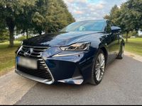 Gebraucht Lexus IS300h 223 PS (164 kW) 2017 Blau Limousine