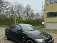Gebraucht BMW 320 170 PS (125 kW) 2009 Schwarz Limousine