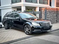 Gebraucht Mercedes C180 156 PS (114 kW) 2014 Schwarz Kombi