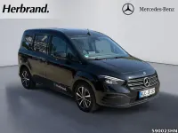 Gebraucht Mercedes T180 Progressive 116 PS (85 kW) 2025 Schwarz Van / Kleinbus