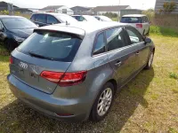 Gebraucht Audi A3 Basis 116 PS (85 kW) 2017 Grau Limousine