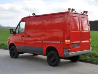 Gebraucht Mercedes Sprinter 156 PS (114 kW) 2003 Rot Van