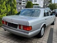 Second-hand Mercedes 500 252 CP (185 kW) 1987 Argintiu Berlinǎ