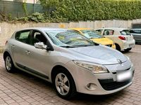 Gebraucht Renault Mégane 110 PS (80 kW) 2009 Silber Limousine
