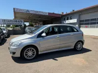 Gebraucht Mercedes B200 136 PS (100 kW) 2008 Silber Van / Kleinbus