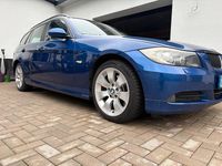 Gebraucht BMW 325 197 PS (144 kW) 2008 Blau Kombi