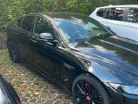 Gebraucht Jaguar XE R-Dynamic 250 PS (183 kW) 2023 Schwarz Limousine