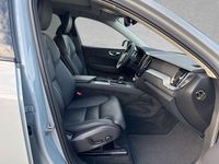 Gebraucht Volvo XC60 Plus 455 PS (334 kW) 2025 Vapour grey SUV