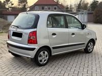 Gebraucht Hyundai Atos 60 PS (44 kW) 2004 Silber Kleinwagen