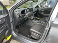 Gebraucht Hyundai Kona Trend 160 PS (117 kW) 2019 Lake silver / mic SUV