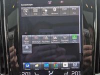 Gebraucht Volvo V60 R-Design 253 PS (186 kW) 2020 Blau Kombi