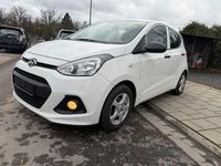 Gebraucht Hyundai i10 67 PS (49 kW) 2014 Weiß Kleinwagen