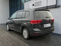 Gebraucht VW Touran Comfortline 150 PS (110 kW) 2024 Uranograu Van / Kleinbus