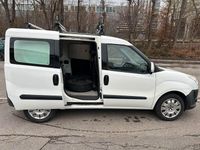 Gebraucht Fiat Doblò 95 PS (69 kW) 2010 Weiß Van / Kleinbus