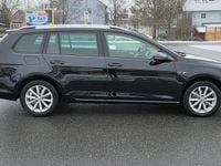 Gebraucht VW Golf VII LOUNGE 110 PS (80 kW) 2015 Schwarz Kombi