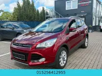 Usado Ford Kuga Titanium 150 HP (110 kW) 2016 Vermelho SUV