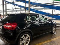 Gebraucht Mercedes GLA220 180 PS (132 kW) 2016 Schwarz SUV