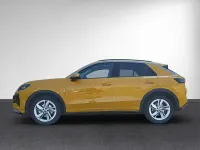 Gebraucht VW T-Roc Life 150 PS (110 kW) 2025 Gelb SUV