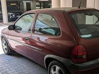 Second-hand Opel Corsa Edition 55 CP (40 kW) 2000 Andere farben Hatchback