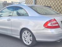 Gebraucht Mercedes CLK320 218 PS (160 kW) 2003 Silber Coupé