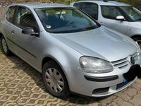 Second-hand VW Golf 2003 Argintiu Coupe