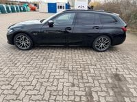 Gebraucht BMW 330e 292 PS (214 kW) 2022 Schwarz Kombi
