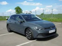 Usata VW Golf VIII Active 150 CV (110 kW) 2023 Grigio Berlina