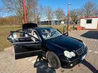 Gebraucht Mercedes C180 143 PS (105 kW) 2004 Schwarz Limousine